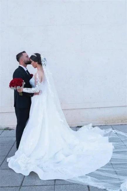 White A-line Lace Mermaid Wedding Gown with Detachable Sweep Train (ZD14632)