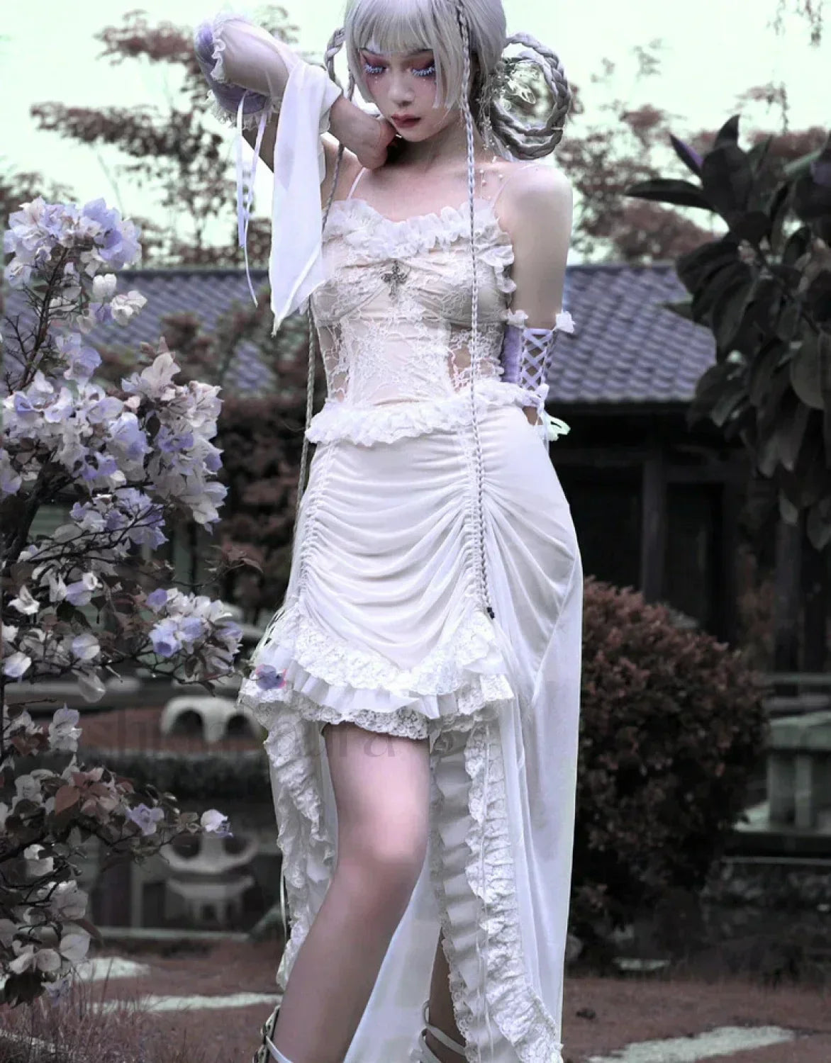 White Gothic Rope Lace Flying Sleeve Party Dress