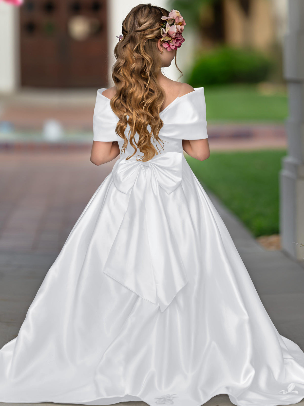Elegant Ivory Satin Princess Ball Gown with Sweep Train and Bow for Flower Girls - View 11 | VelvetHem